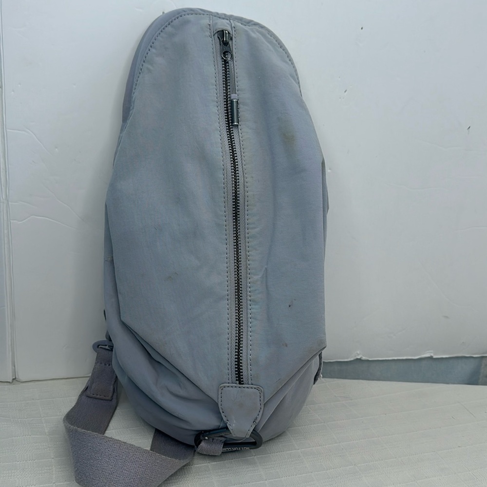 Athleta Sling Crossbody Grey Gem